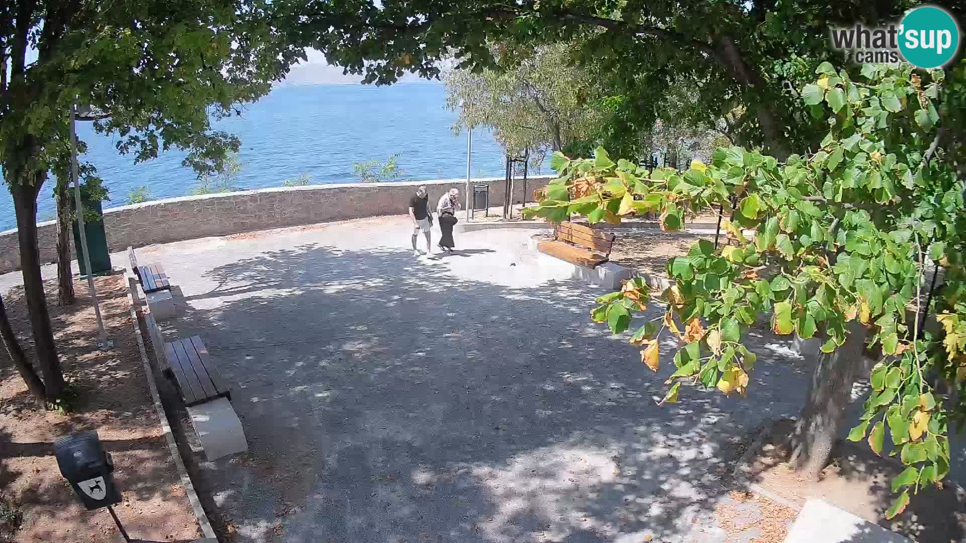 Webcam Senj en direct – Parc des Écrivains et canal du Velebit