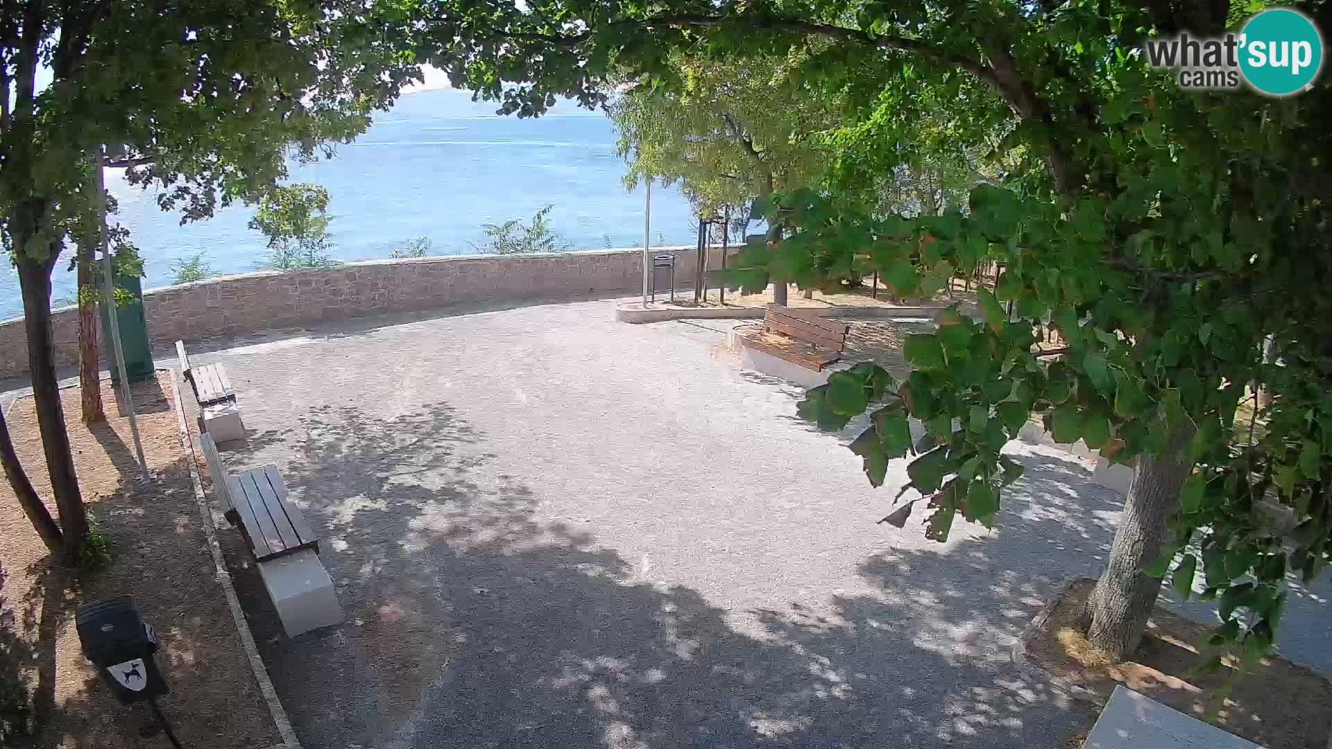 Webcam Senj en direct – Parc des Écrivains et canal du Velebit