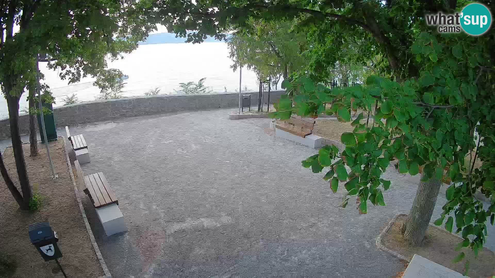 Kamera uživo Senj – Park književnika i Velebitski kanal