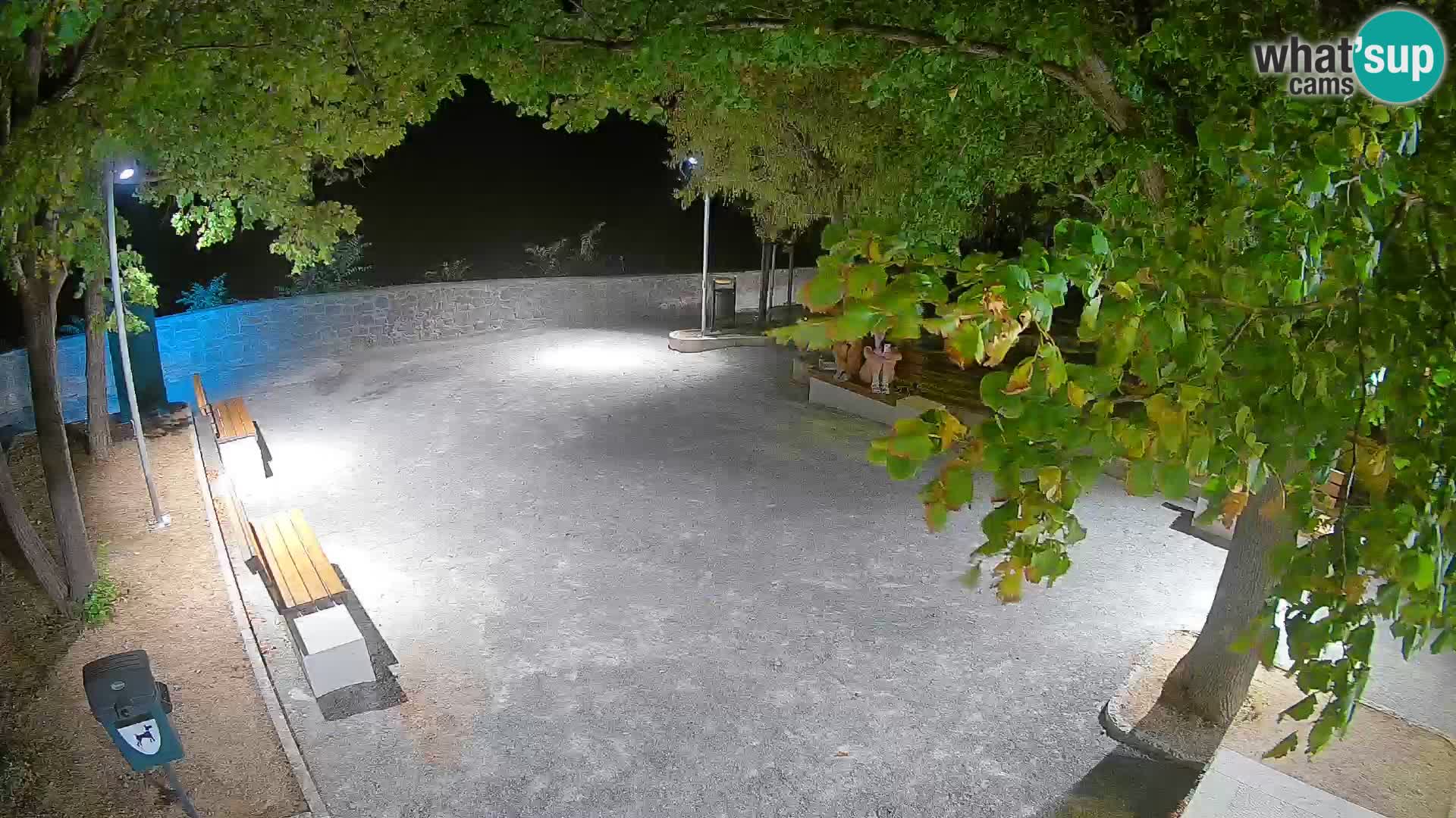 Webcam Senj en direct – Parc des Écrivains et canal du Velebit