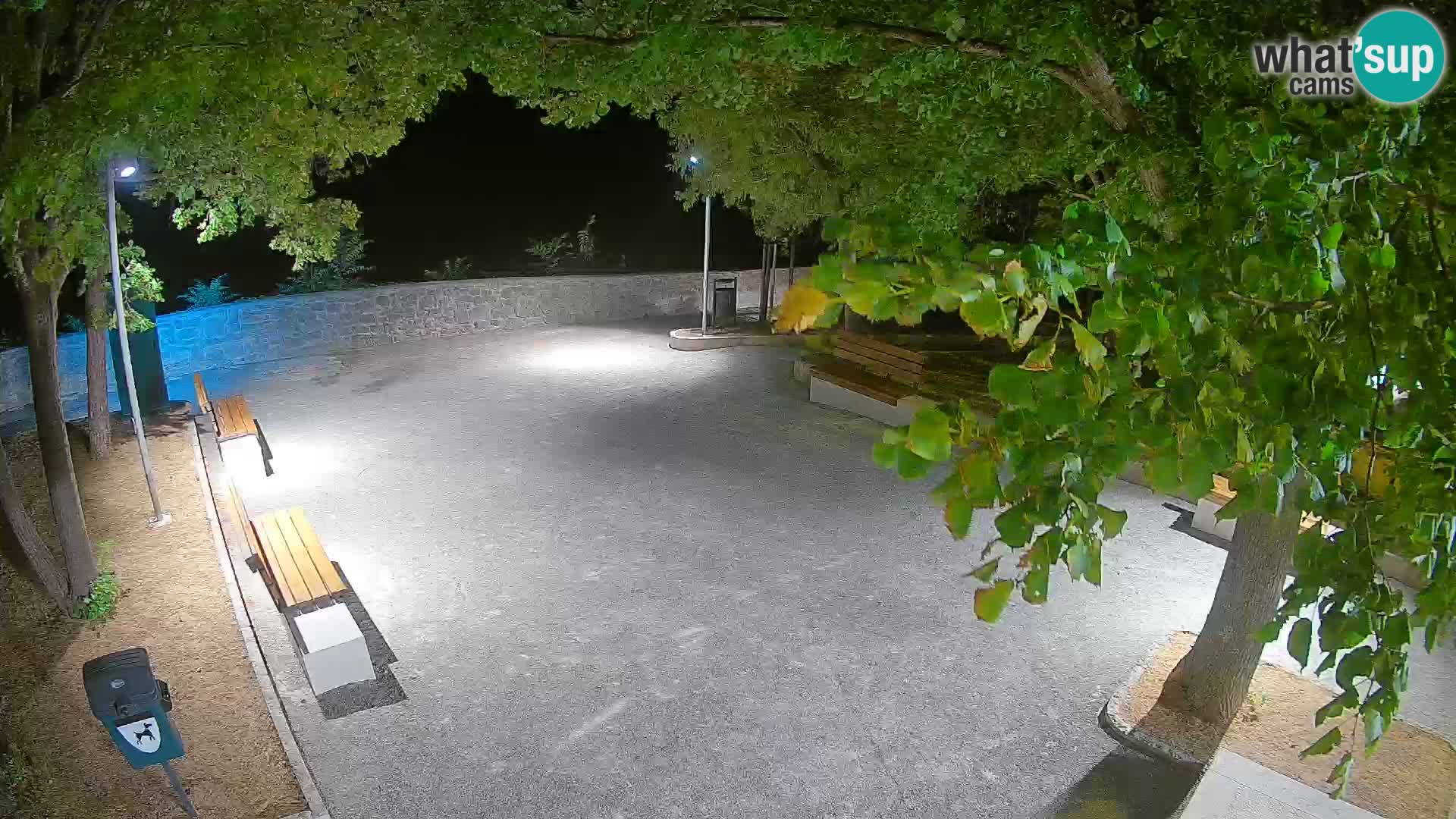 Senj Live Webcam – Schriftstellerpark und Velebit-Kanal