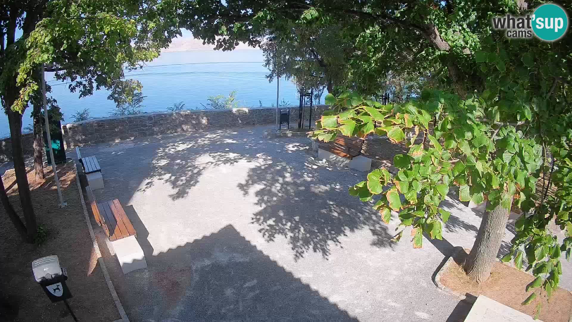 Kamera uživo Senj – Park književnika i Velebitski kanal