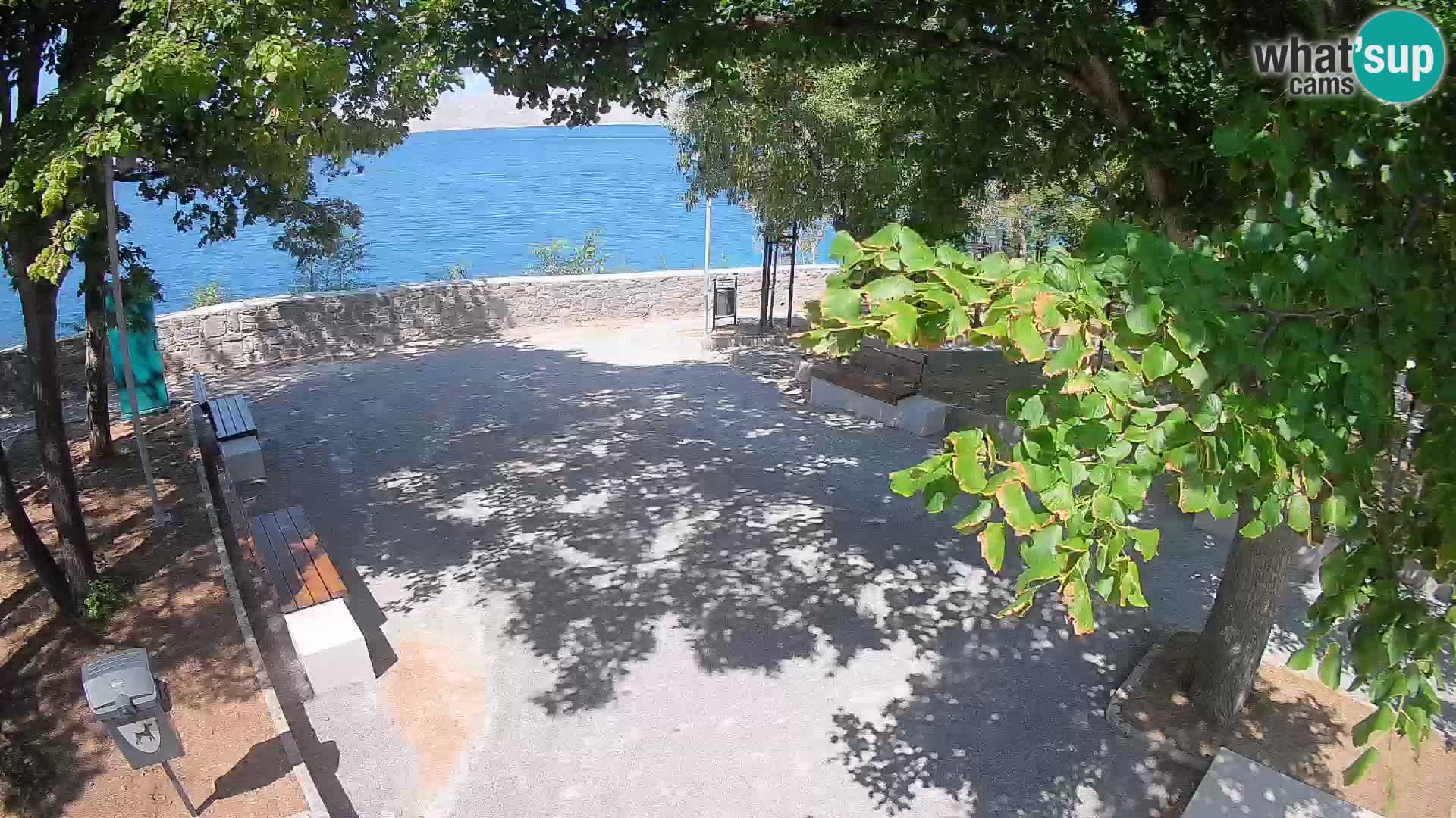 Spletna kamera Senj v živo – Park pisateljev in Velebitski kanal