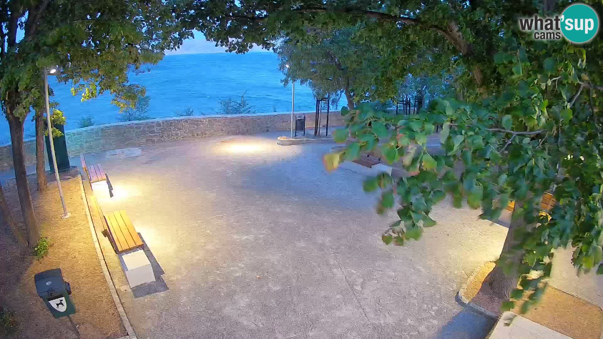 Senj Live Webcam – Schriftstellerpark und Velebit-Kanal
