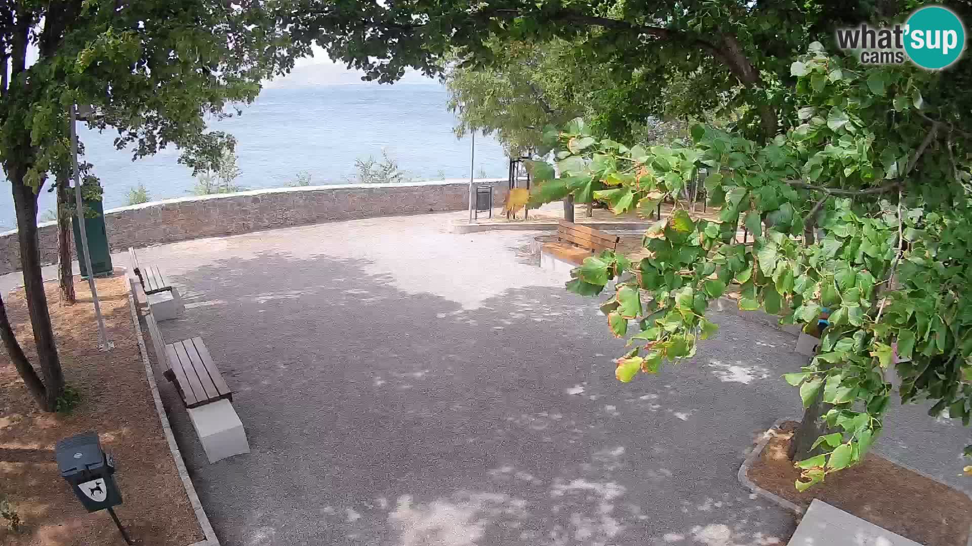 Webcam Senj en direct – Parc des Écrivains et canal du Velebit