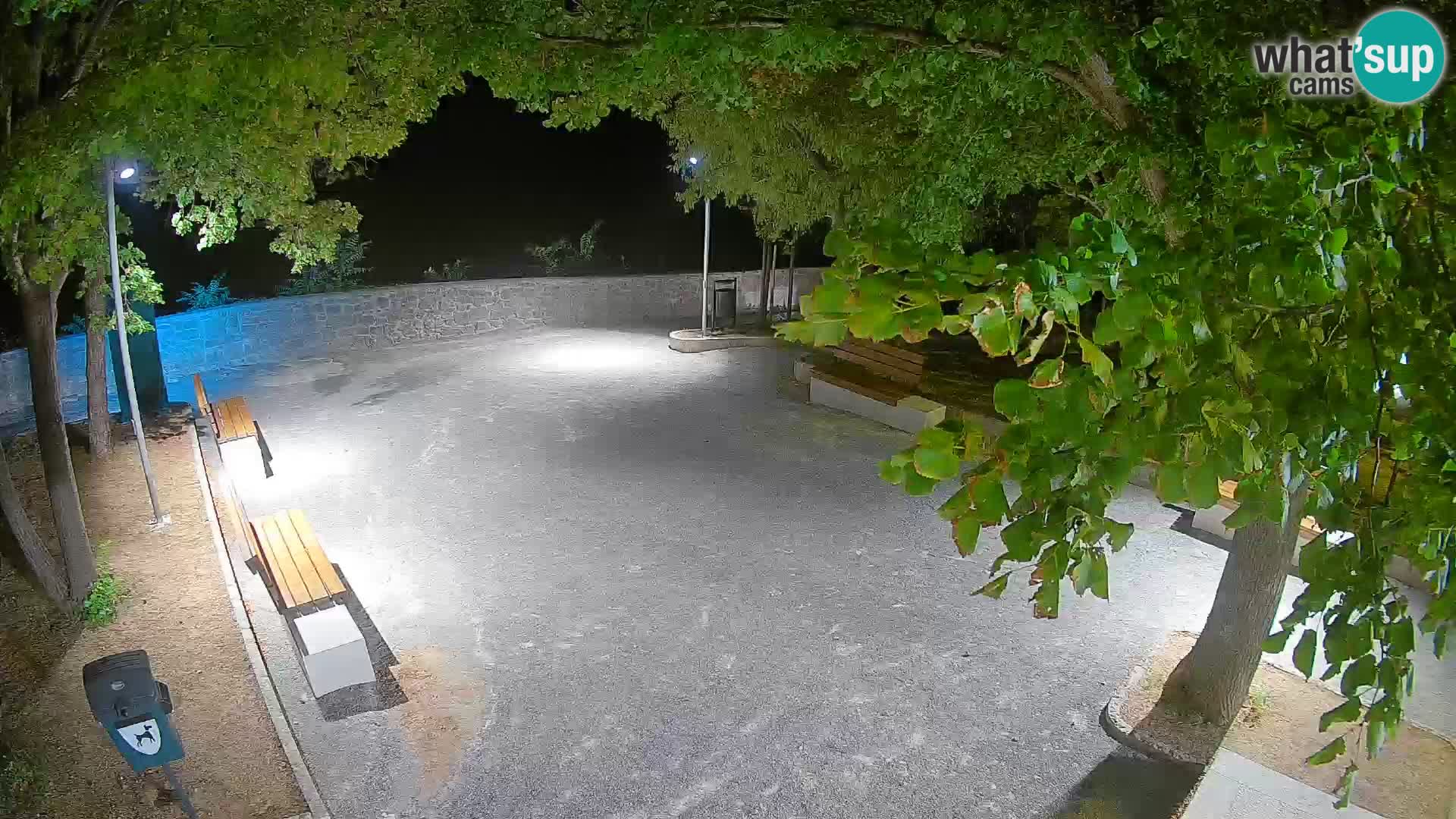 Senj Live Webcam – Schriftstellerpark und Velebit-Kanal