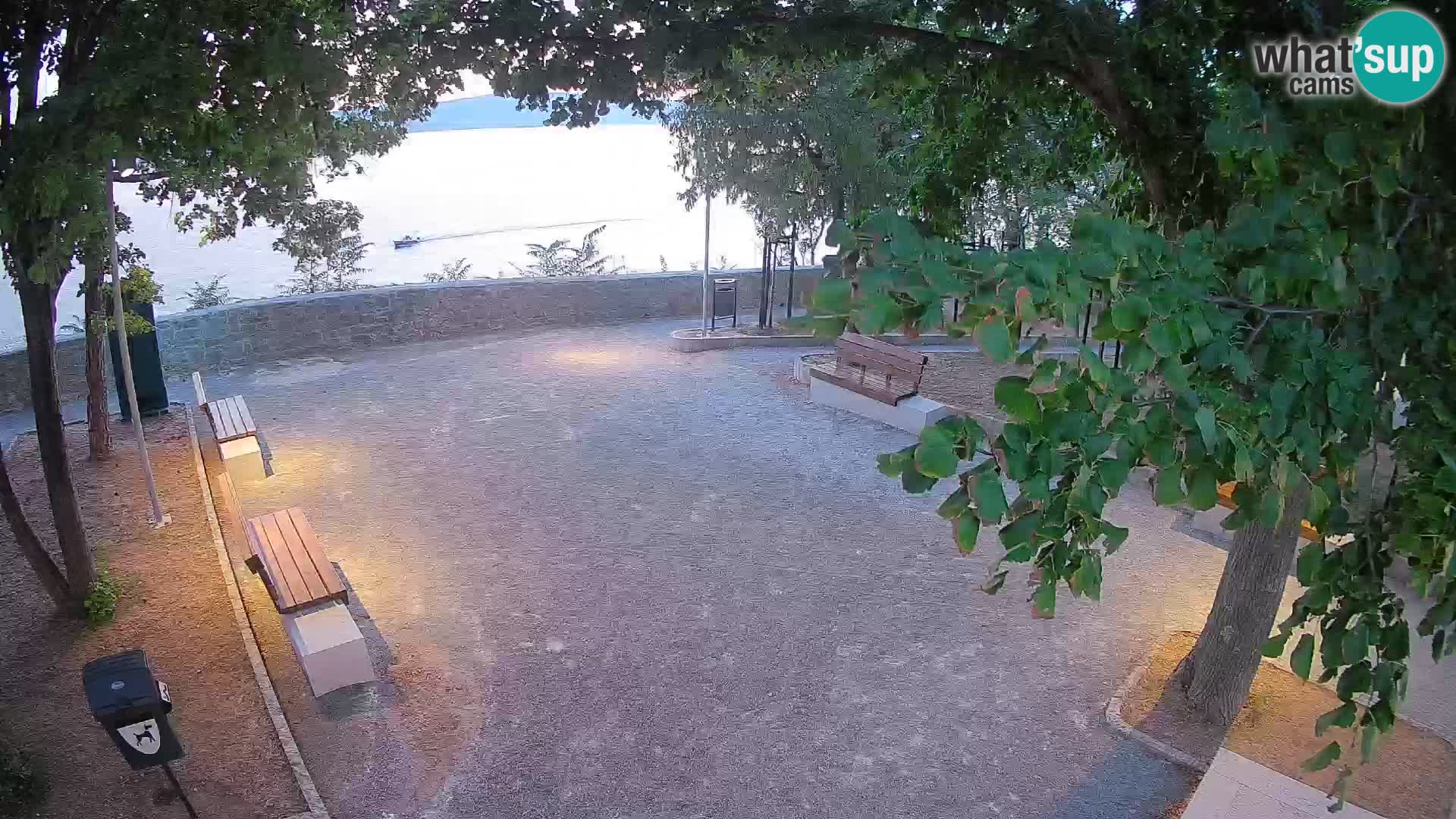Senj Live Webcam – Schriftstellerpark und Velebit-Kanal