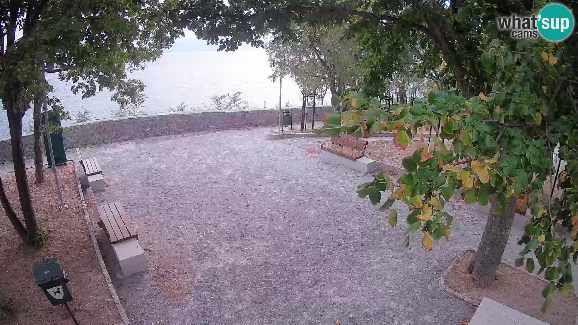 Senj Live Webcam – Schriftstellerpark und Velebit-Kanal
