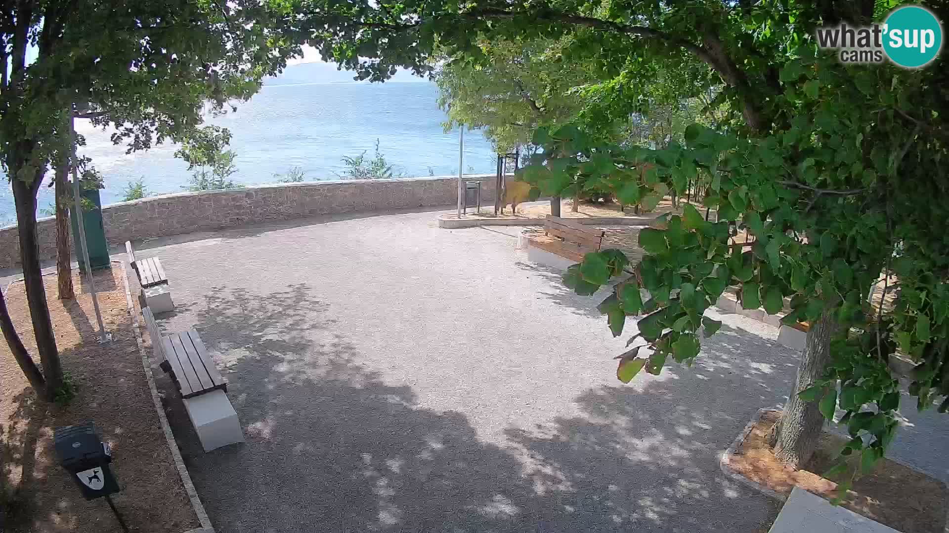 Kamera uživo Senj – Park književnika i Velebitski kanal