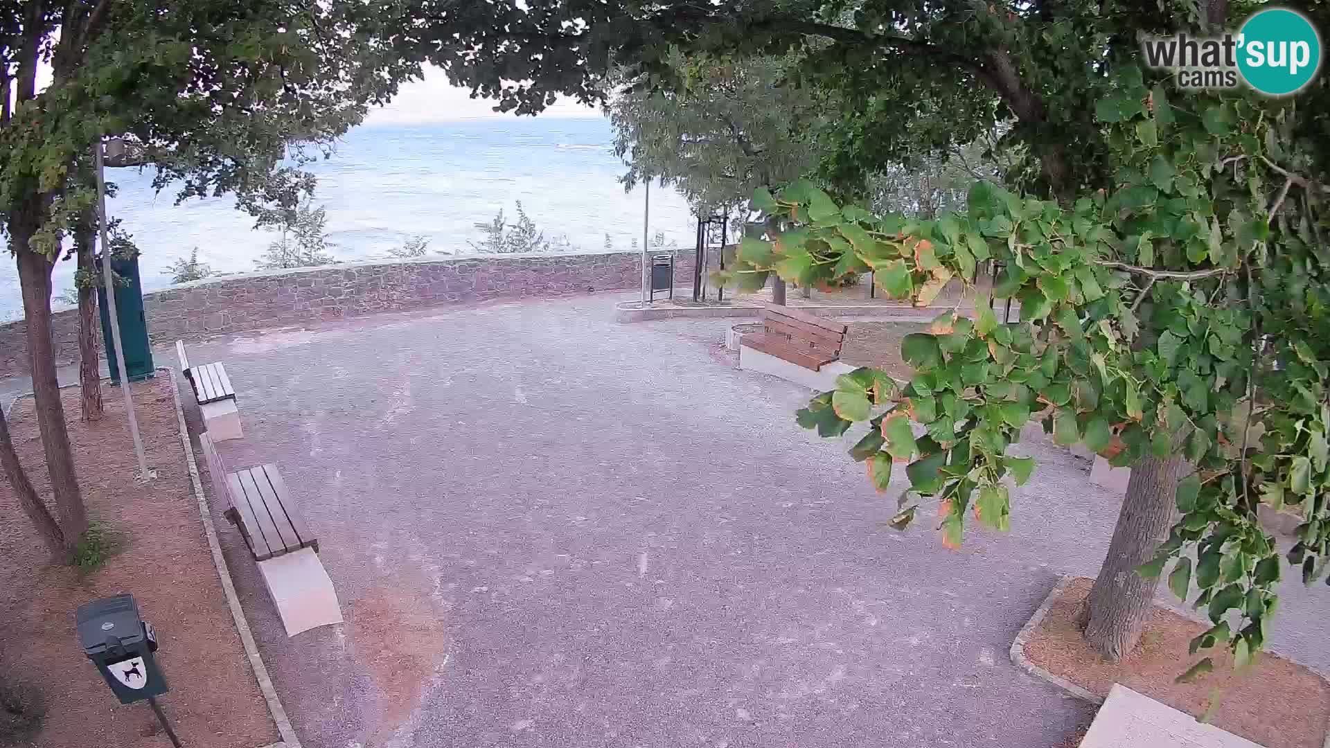 Senj Live Webcam – Schriftstellerpark und Velebit-Kanal