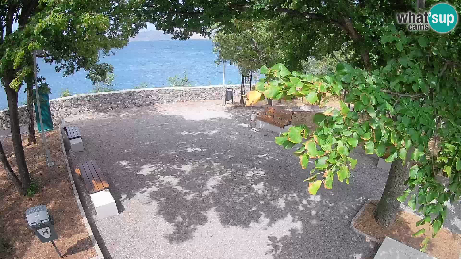 Kamera uživo Senj – Park književnika i Velebitski kanal
