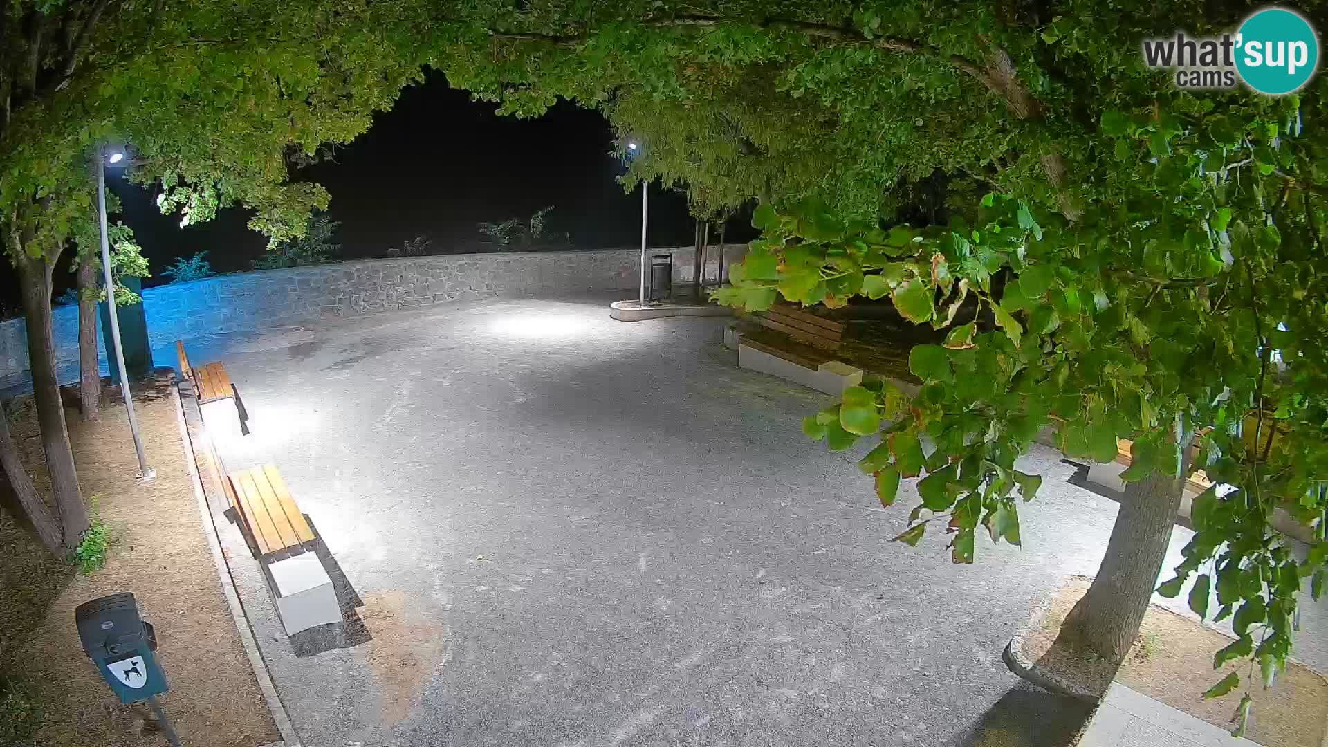 Senj Live Webcam – Schriftstellerpark und Velebit-Kanal