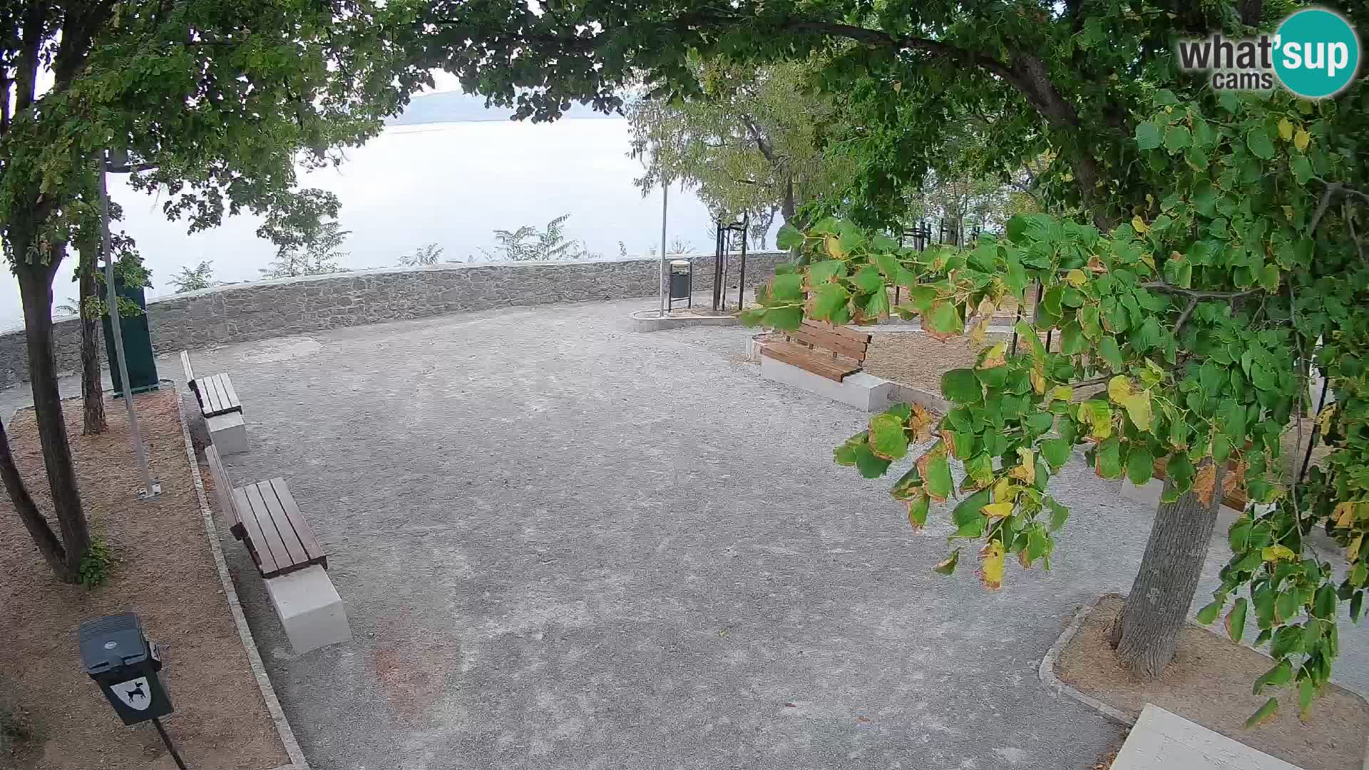 Senj Live Webcam – Schriftstellerpark und Velebit-Kanal