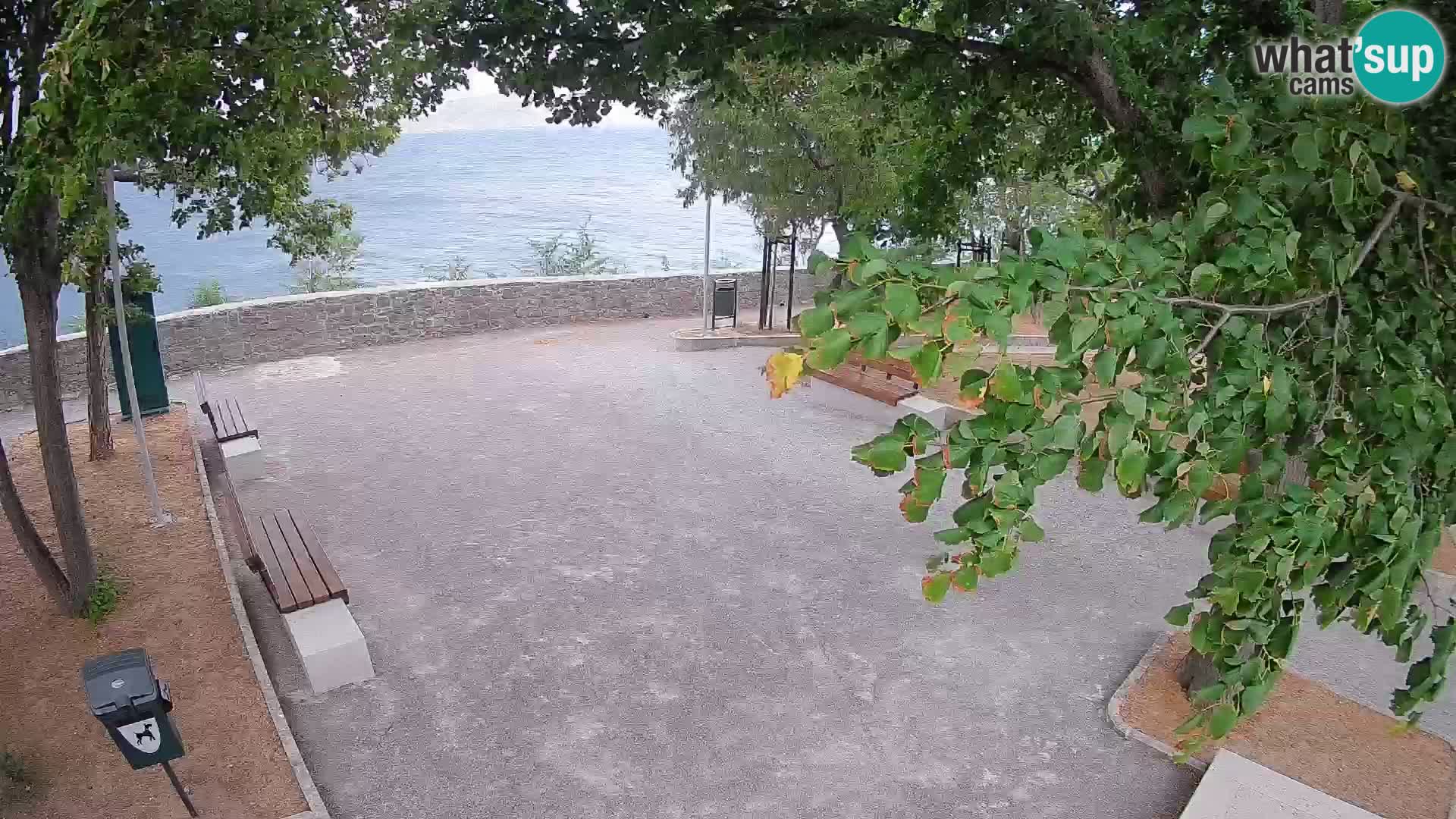 Kamera uživo Senj – Park književnika i Velebitski kanal