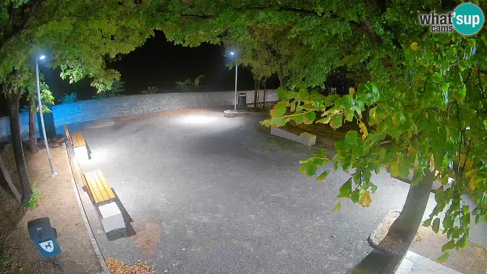 Kamera uživo Senj – Park književnika i Velebitski kanal