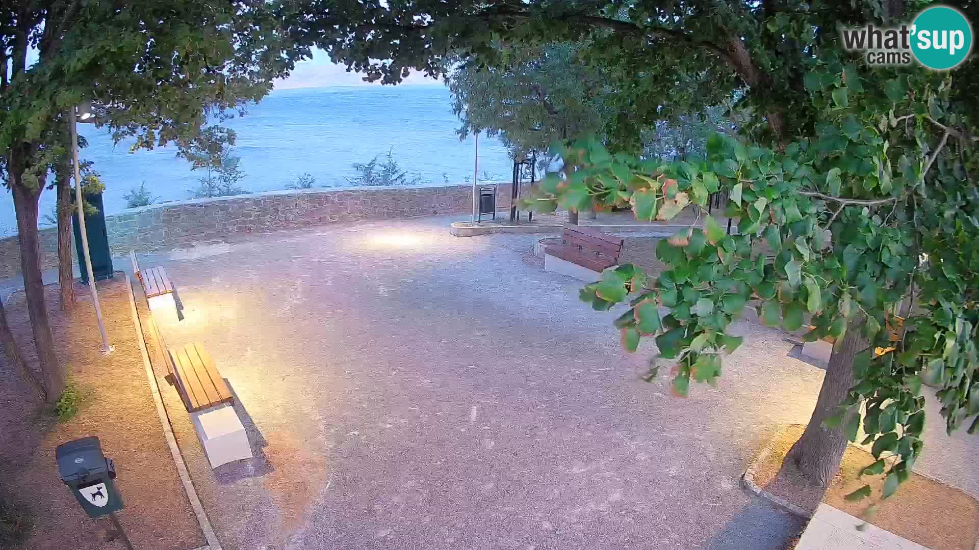 Senj Live Webcam – Schriftstellerpark und Velebit-Kanal