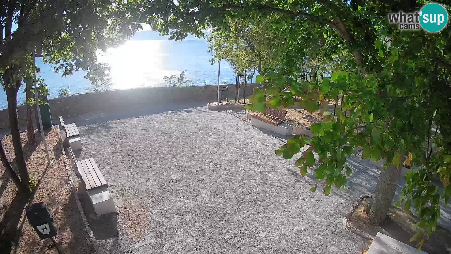 Kamera uživo Senj – Park književnika i Velebitski kanal