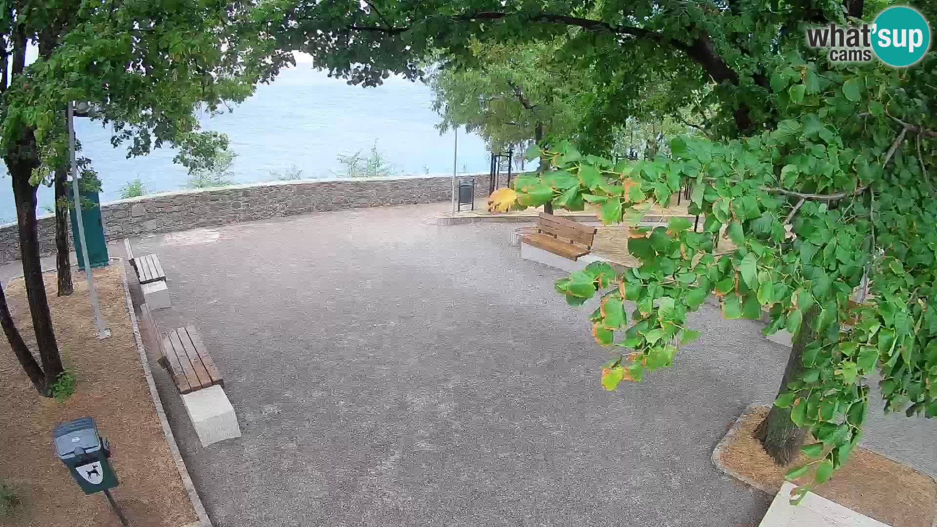 Senj Live Webcam – Schriftstellerpark und Velebit-Kanal