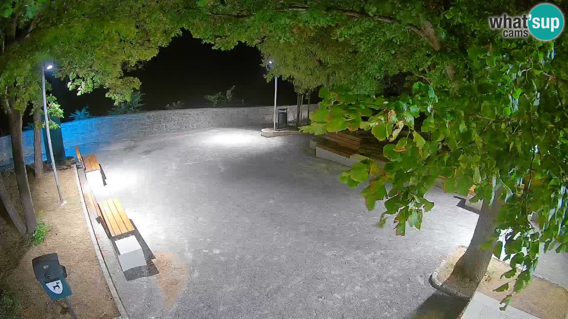 Senj Live Webcam – Schriftstellerpark und Velebit-Kanal