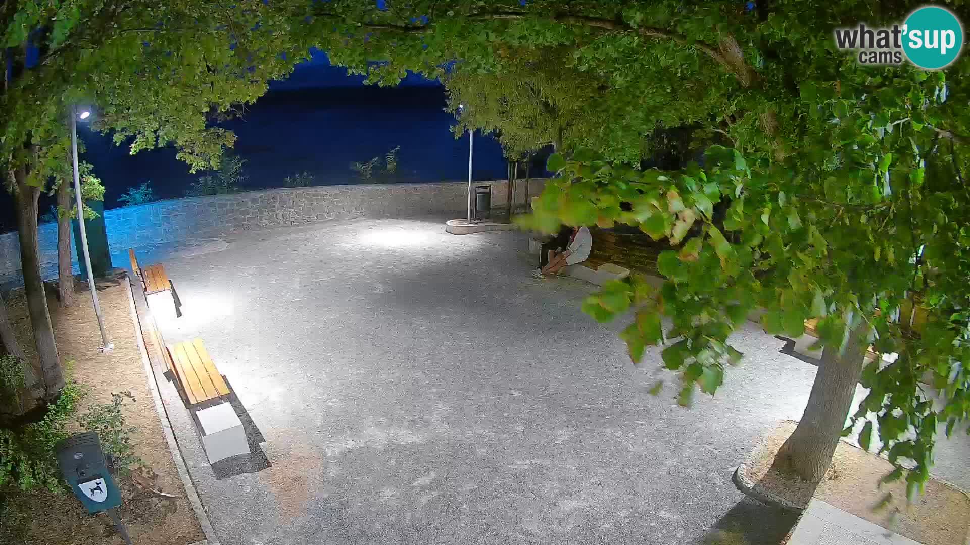 Webcam Senj en direct – Parc des Écrivains et canal du Velebit