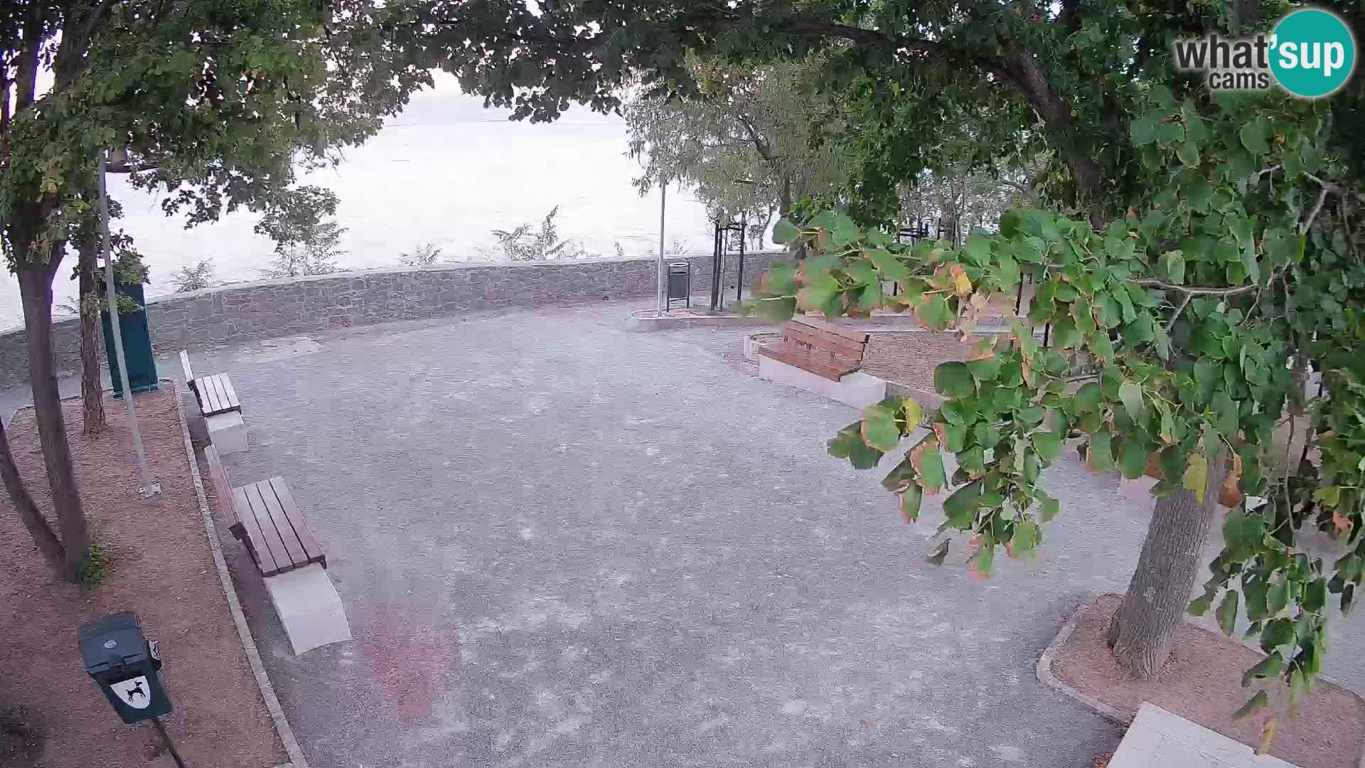 Senj Live Webcam – Schriftstellerpark und Velebit-Kanal