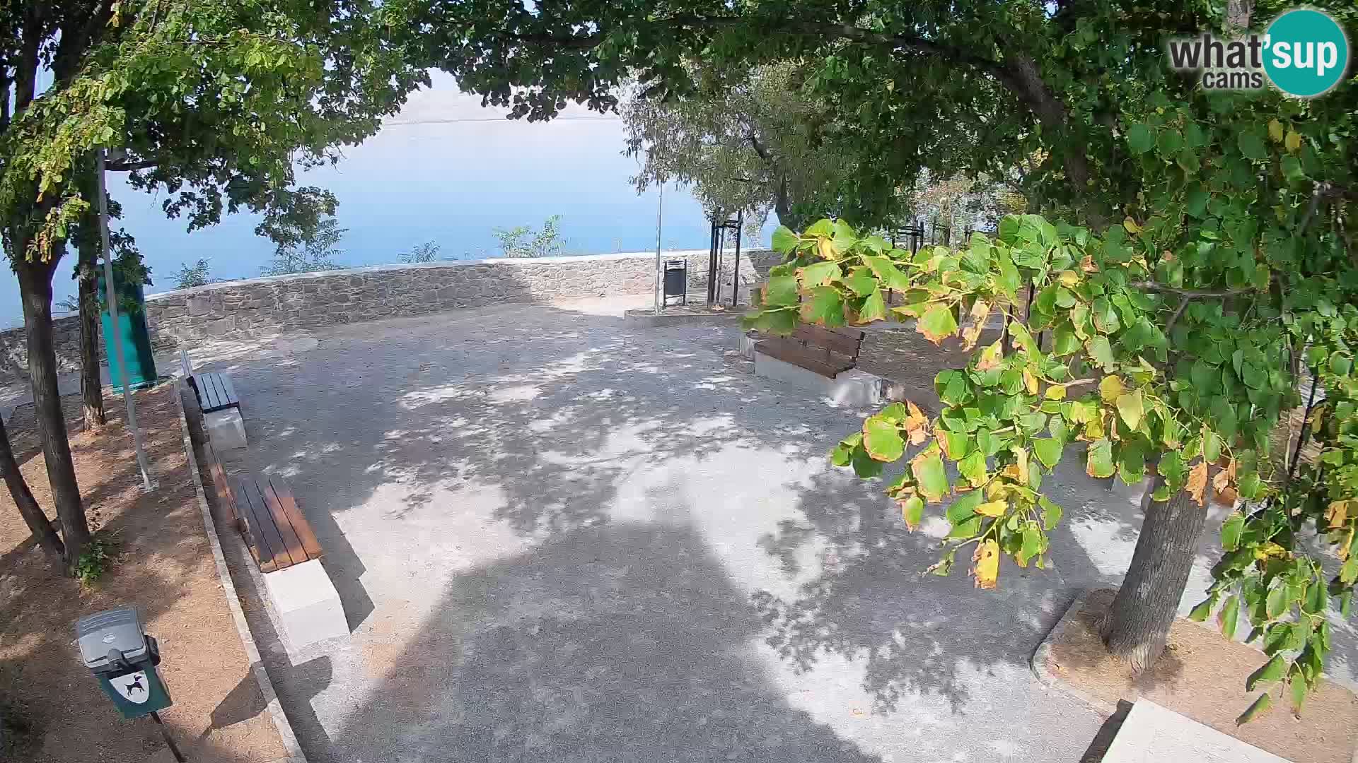 Senj Live Webcam – Schriftstellerpark und Velebit-Kanal