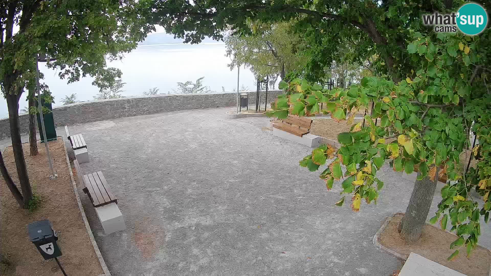 Senj Live Webcam – Schriftstellerpark und Velebit-Kanal