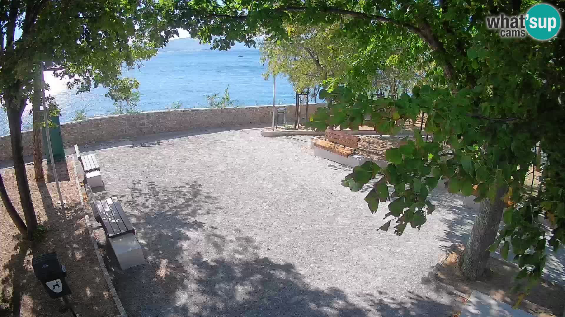 Webcam Senj en direct – Parc des Écrivains et canal du Velebit