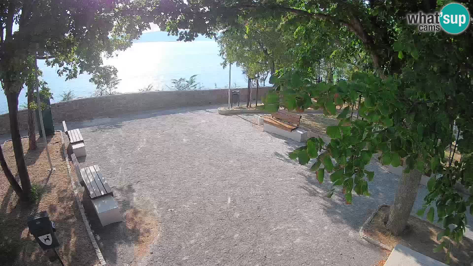 Kamera uživo Senj – Park književnika i Velebitski kanal
