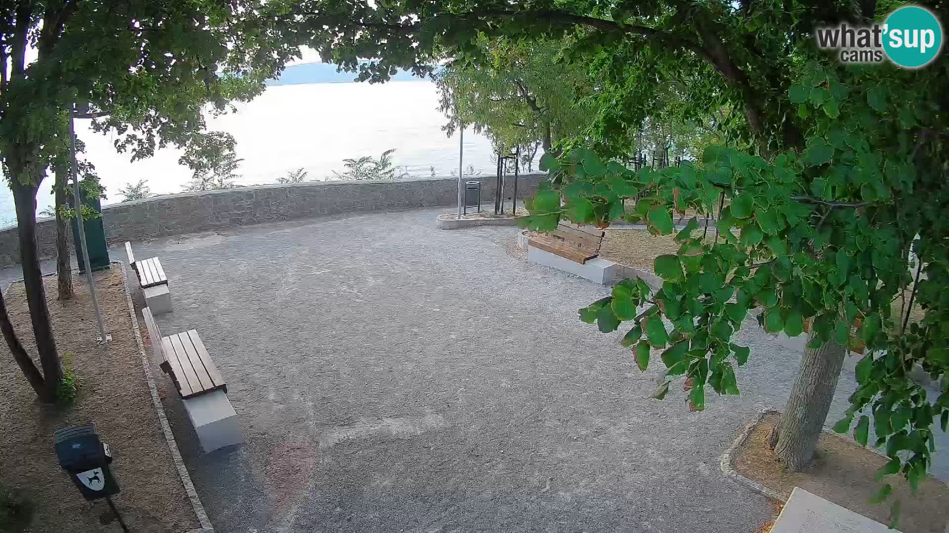 Kamera uživo Senj – Park književnika i Velebitski kanal