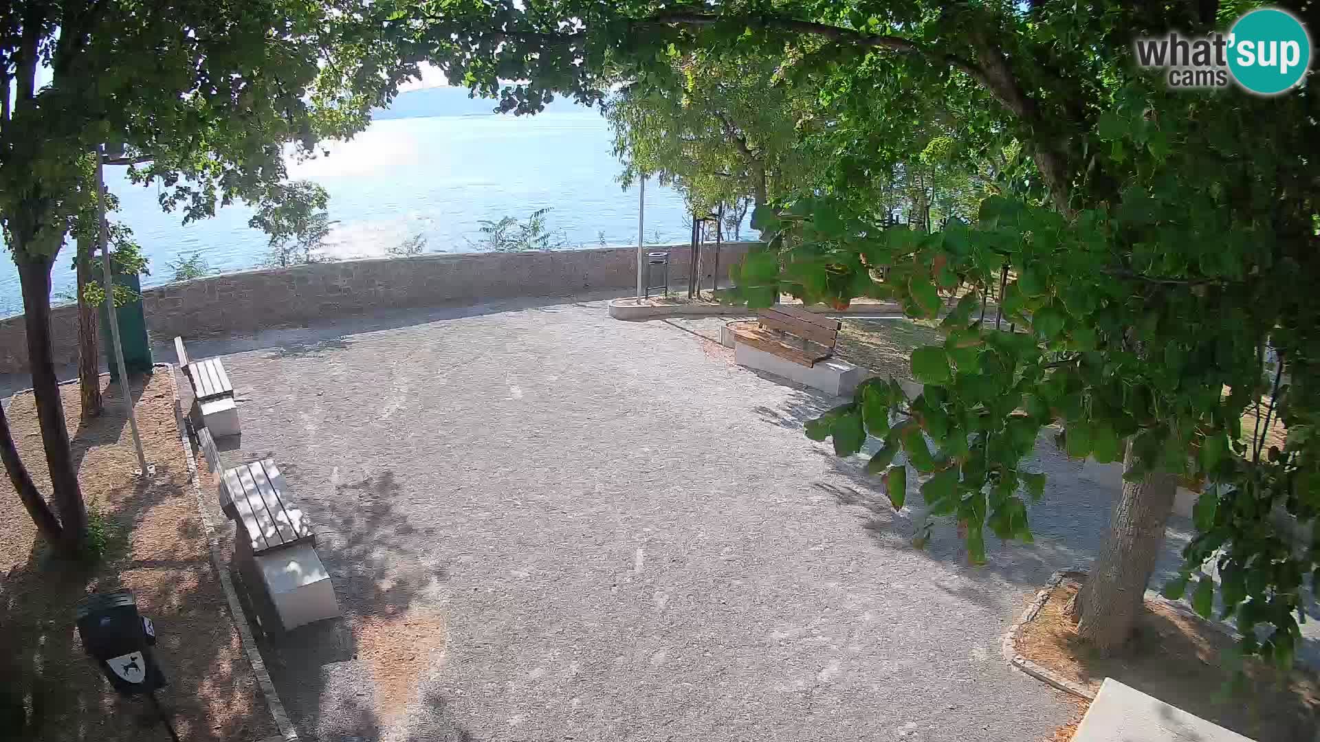 Kamera uživo Senj – Park književnika i Velebitski kanal
