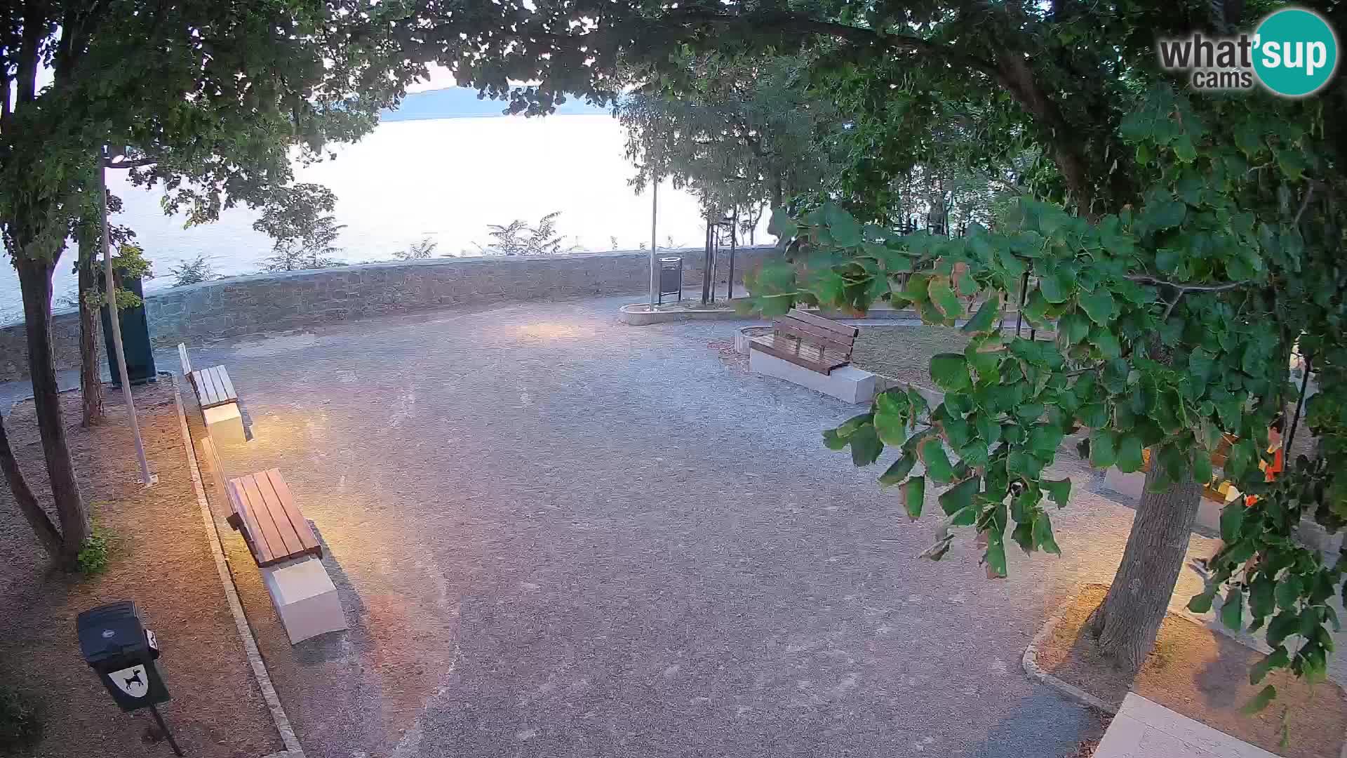 Senj Live Webcam – Schriftstellerpark und Velebit-Kanal