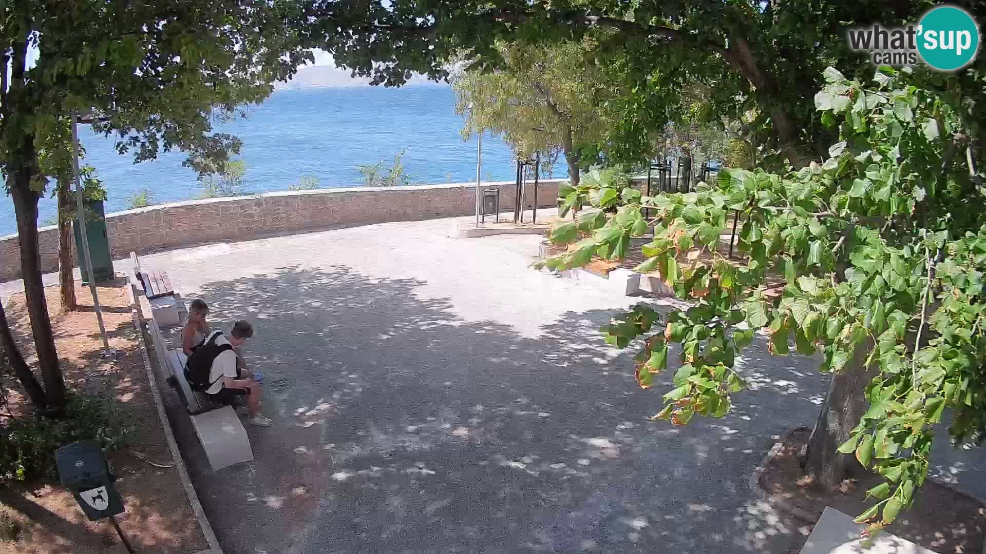 Webcam Senj en direct – Parc des Écrivains et canal du Velebit