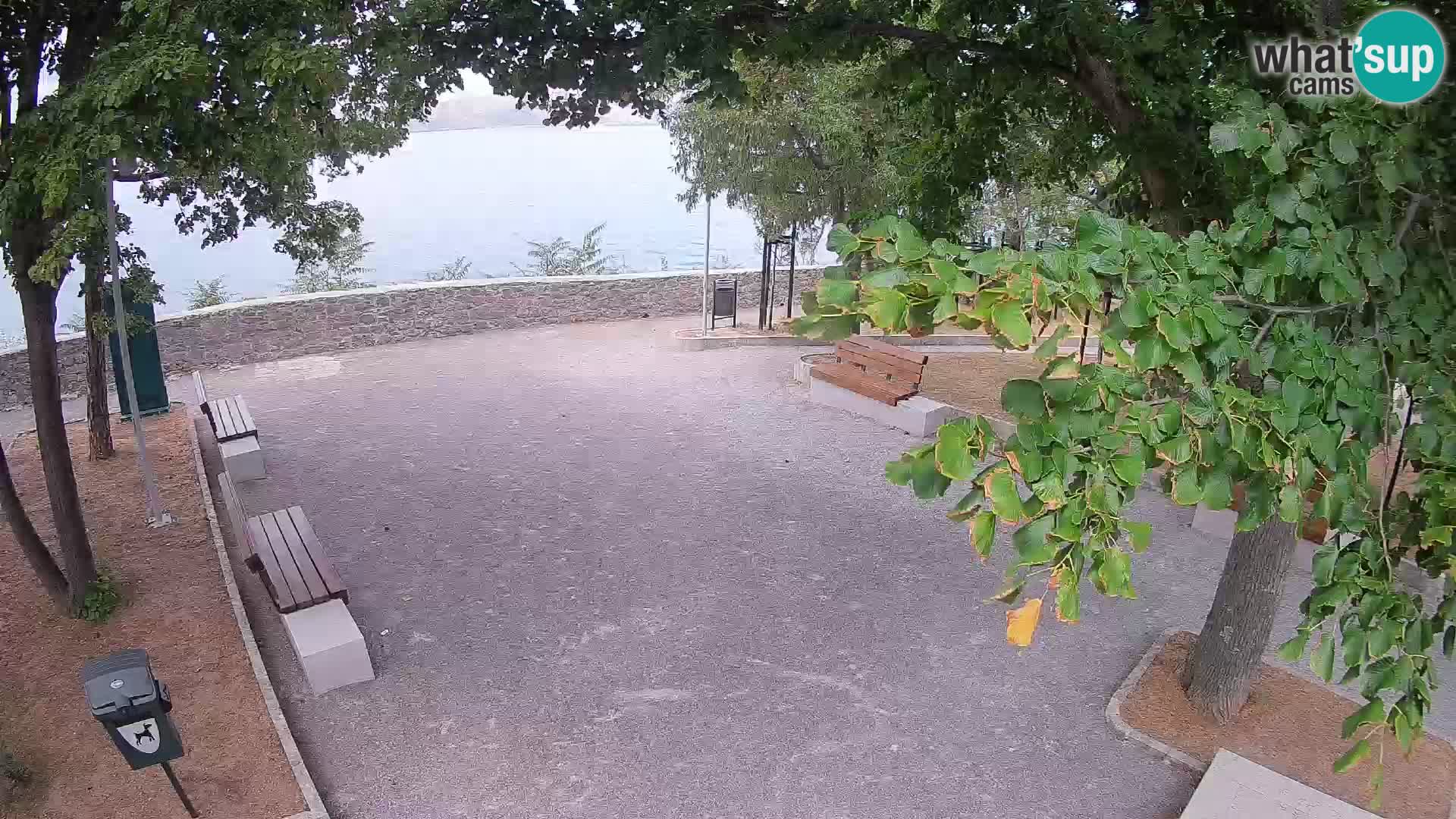 Kamera uživo Senj – Park književnika i Velebitski kanal