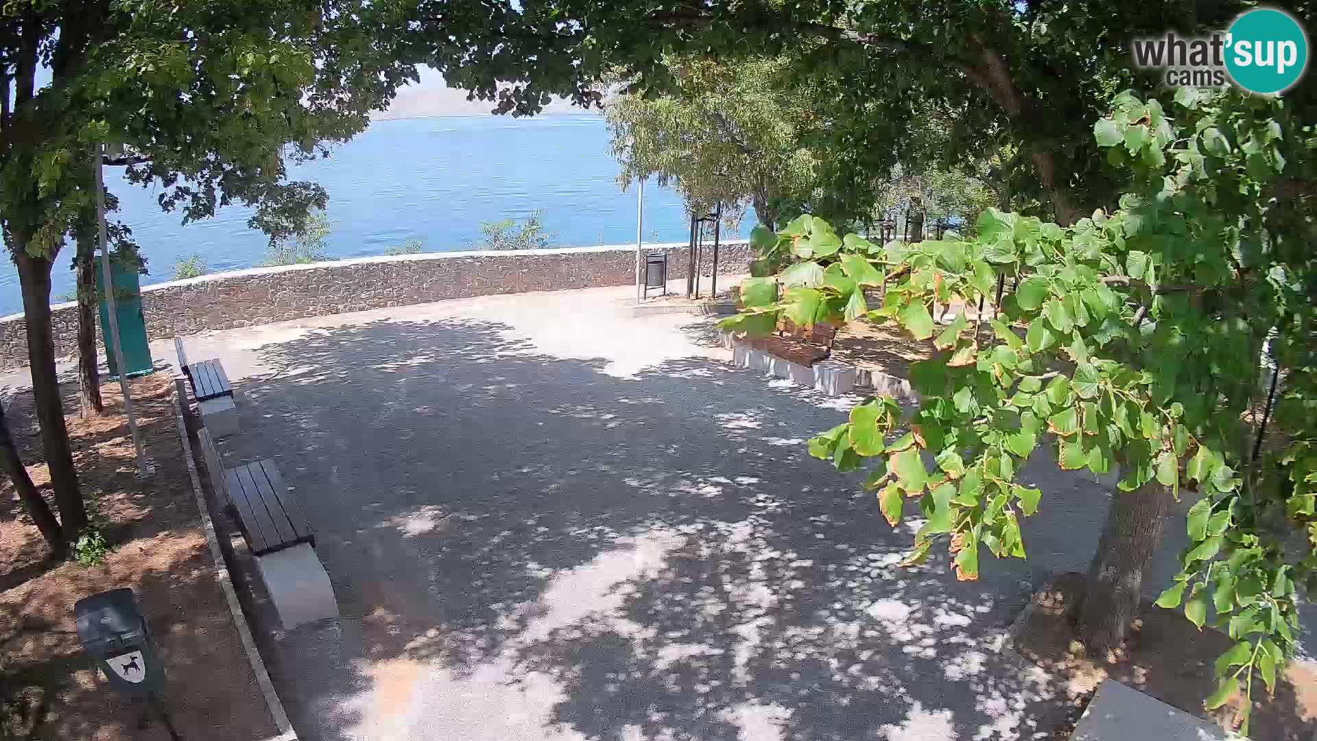 Webcam Senj en direct – Parc des Écrivains et canal du Velebit