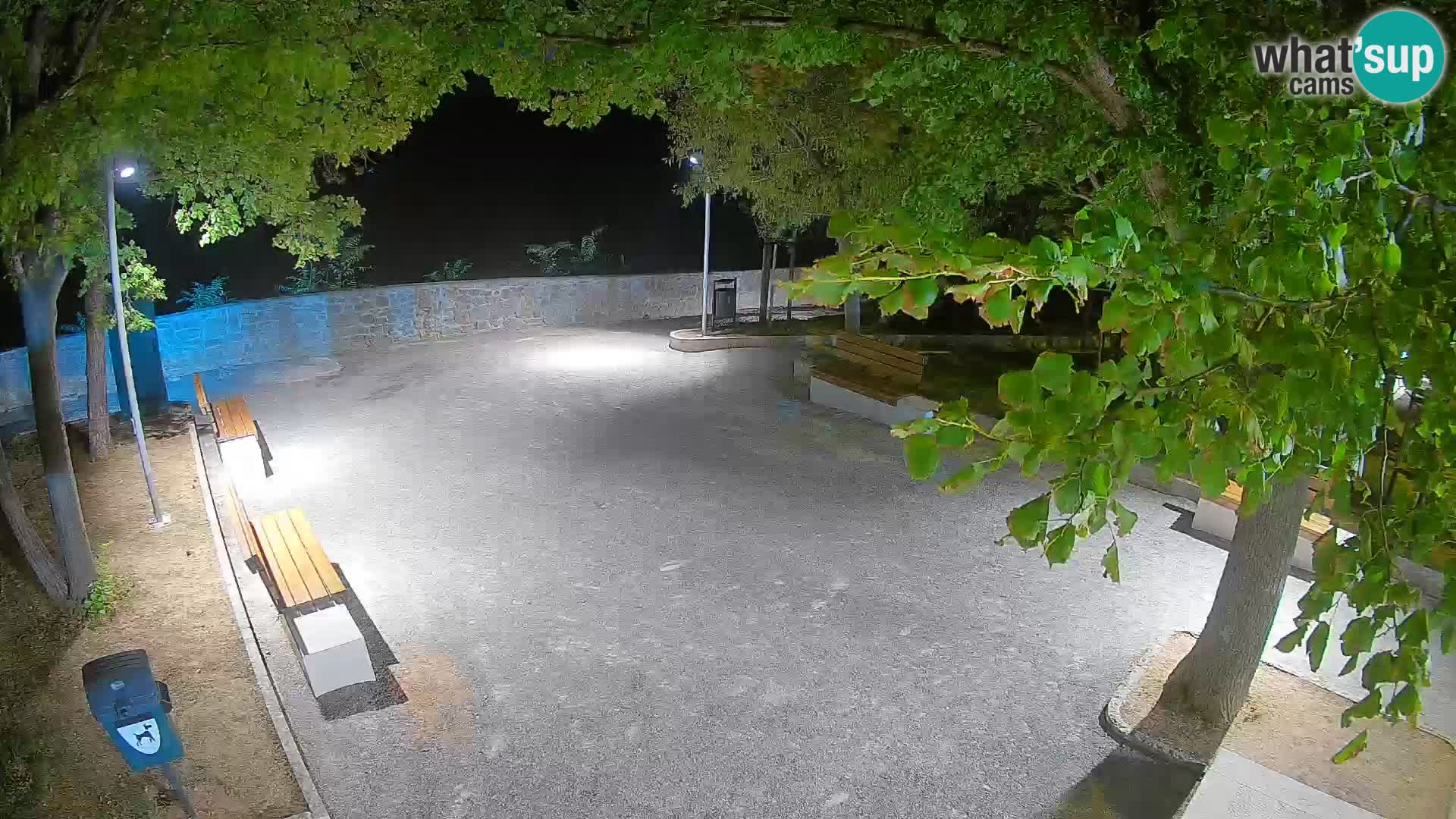 Kamera uživo Senj – Park književnika i Velebitski kanal