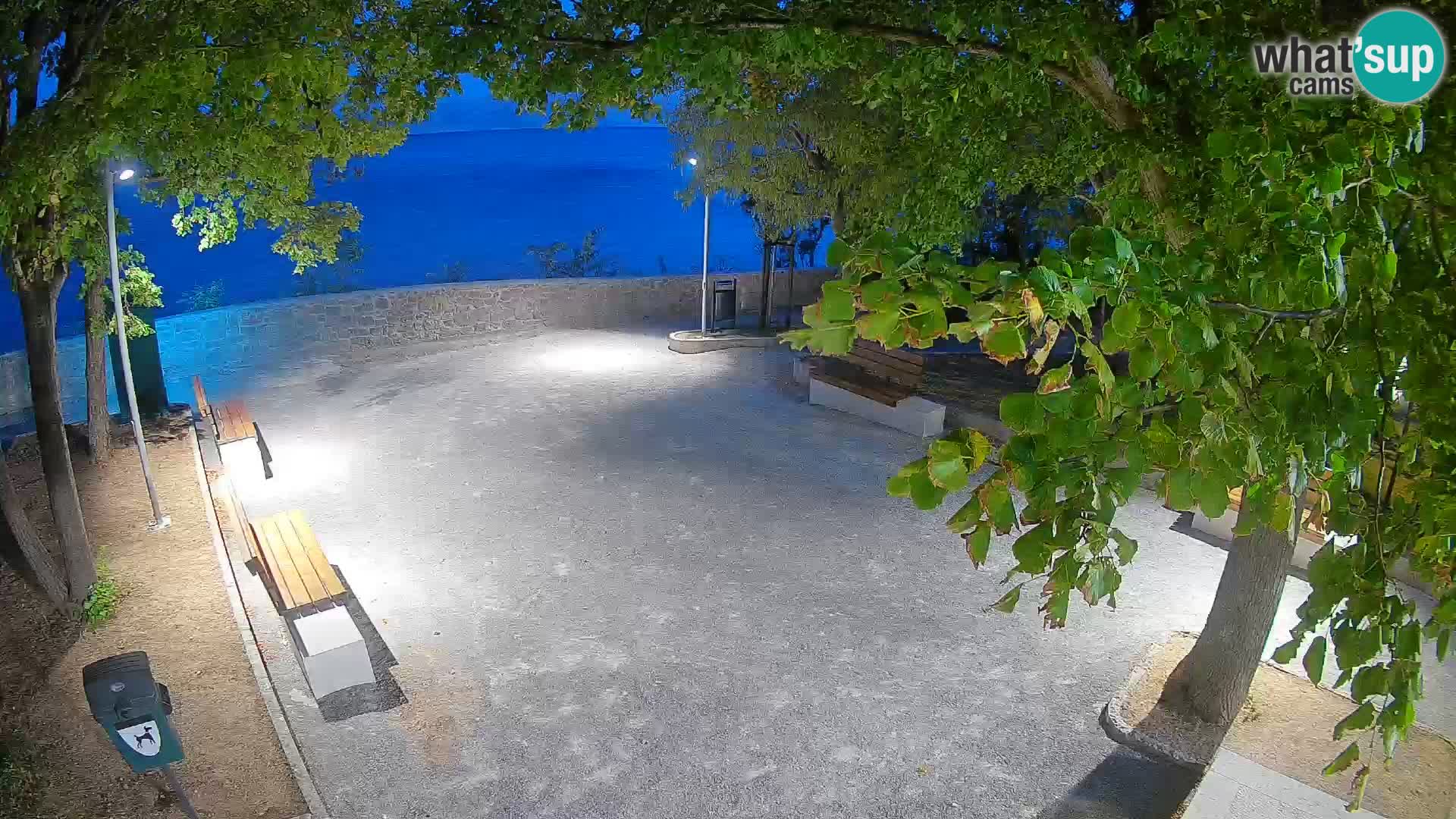 Senj Live Webcam – Schriftstellerpark und Velebit-Kanal