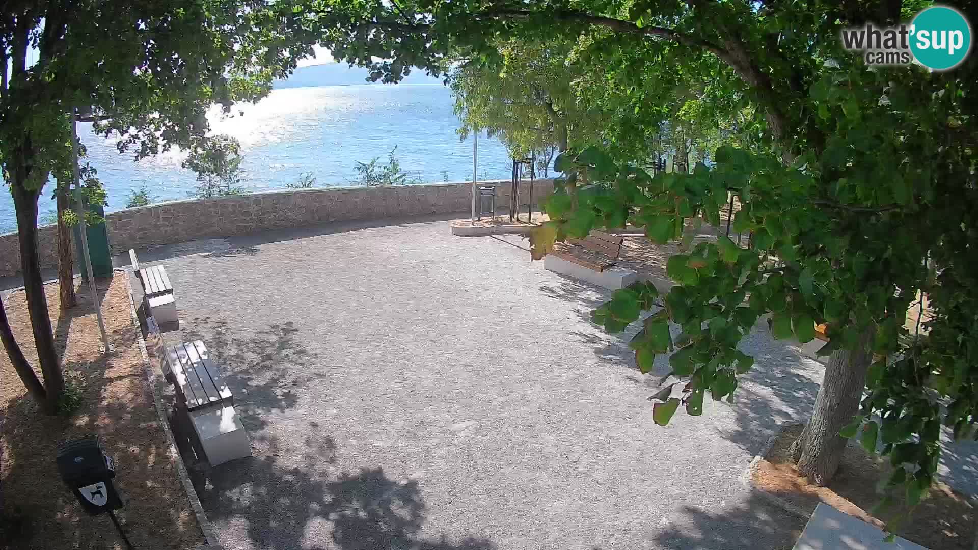 Webcam Senj en direct – Parc des Écrivains et canal du Velebit
