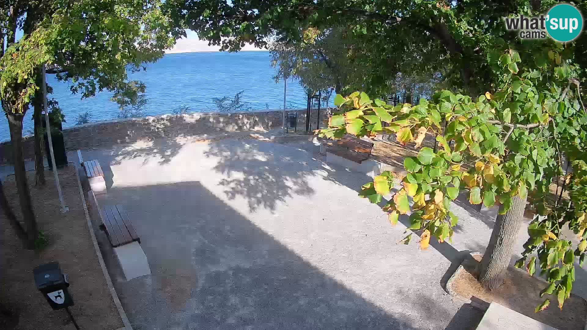 Kamera uživo Senj – Park književnika i Velebitski kanal