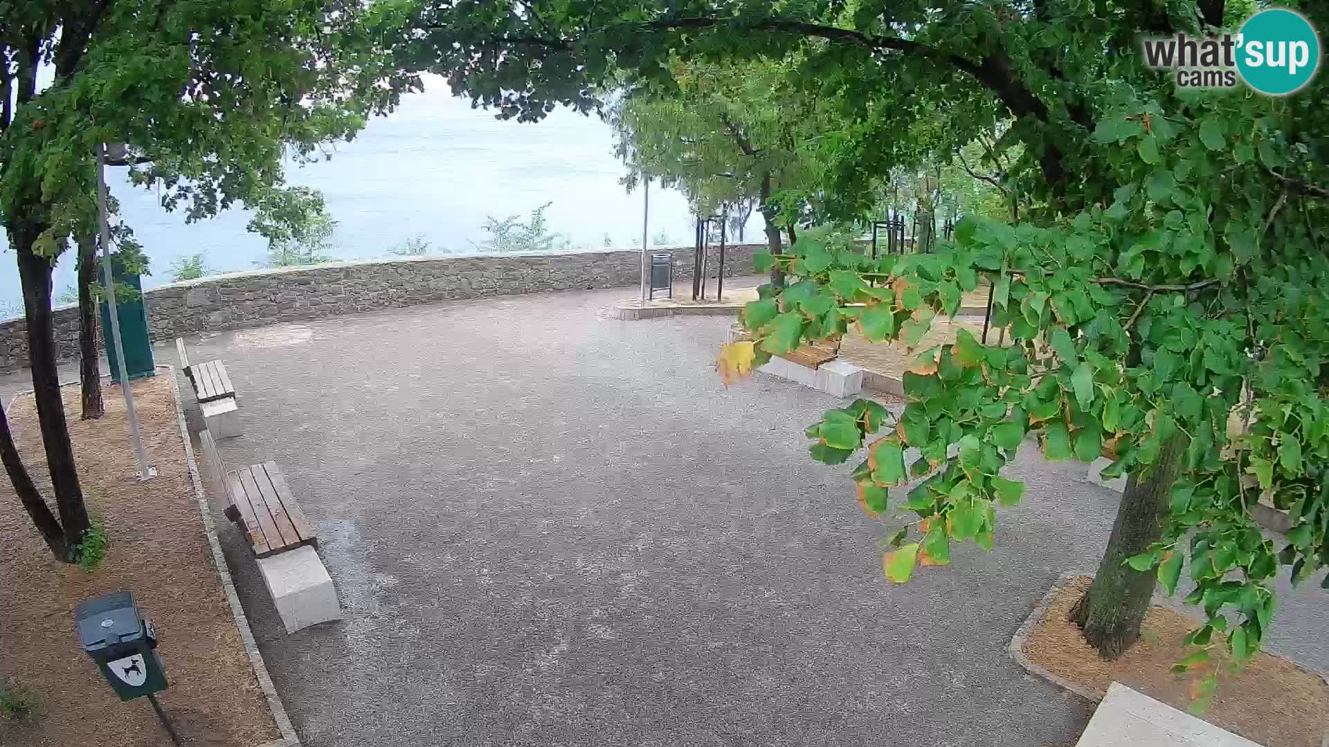 Webcam Senj en direct – Parc des Écrivains et canal du Velebit