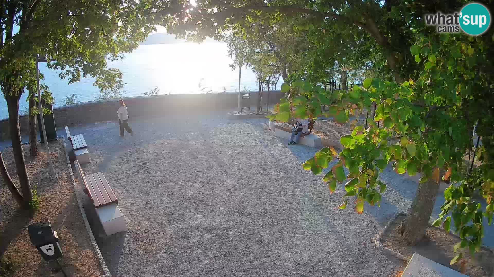 Webcam Senj en direct – Parc des Écrivains et canal du Velebit
