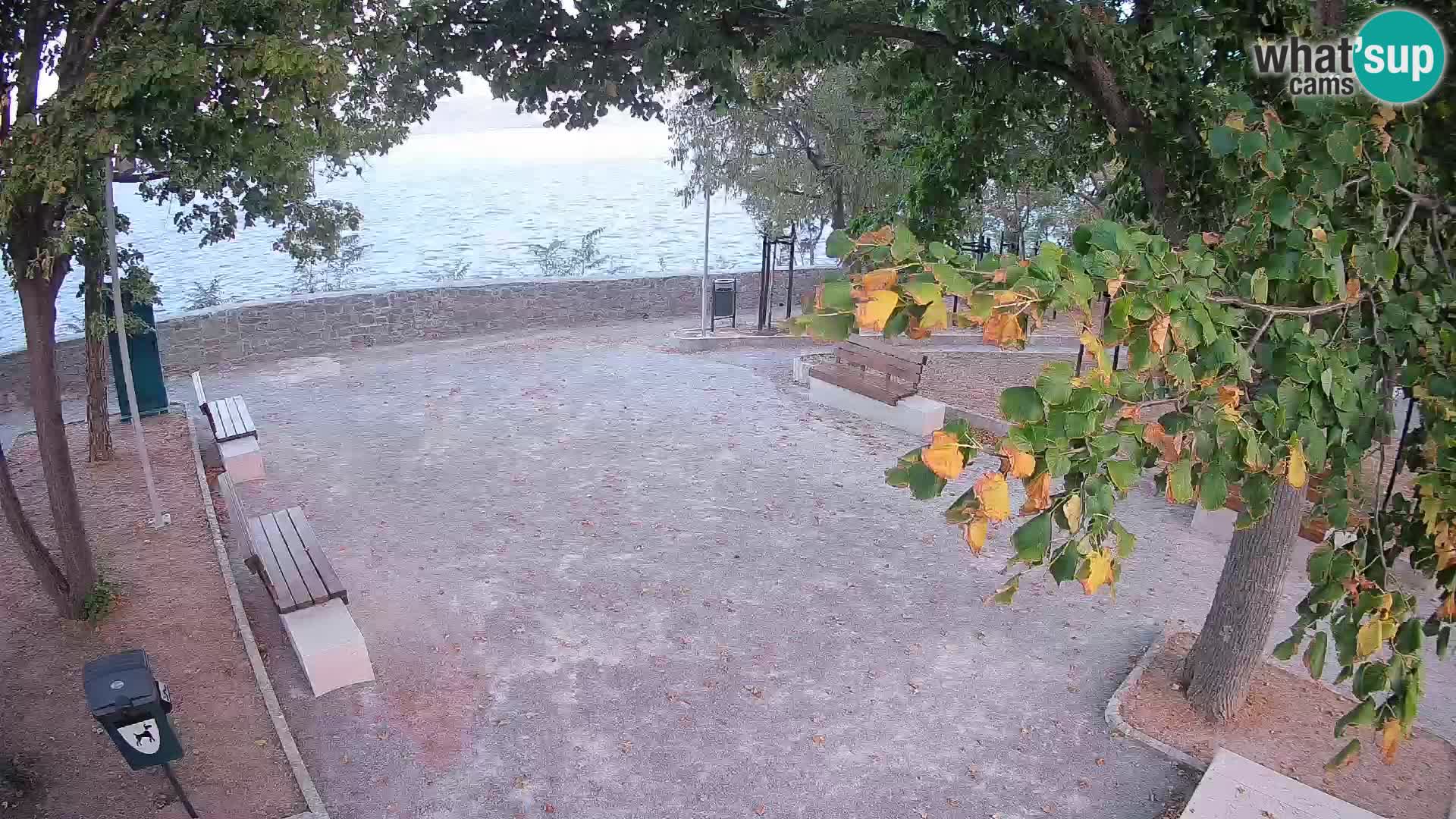 Senj Live Webcam – Schriftstellerpark und Velebit-Kanal
