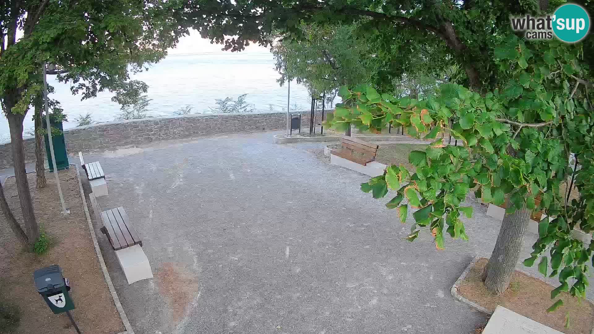 Kamera uživo Senj – Park književnika i Velebitski kanal