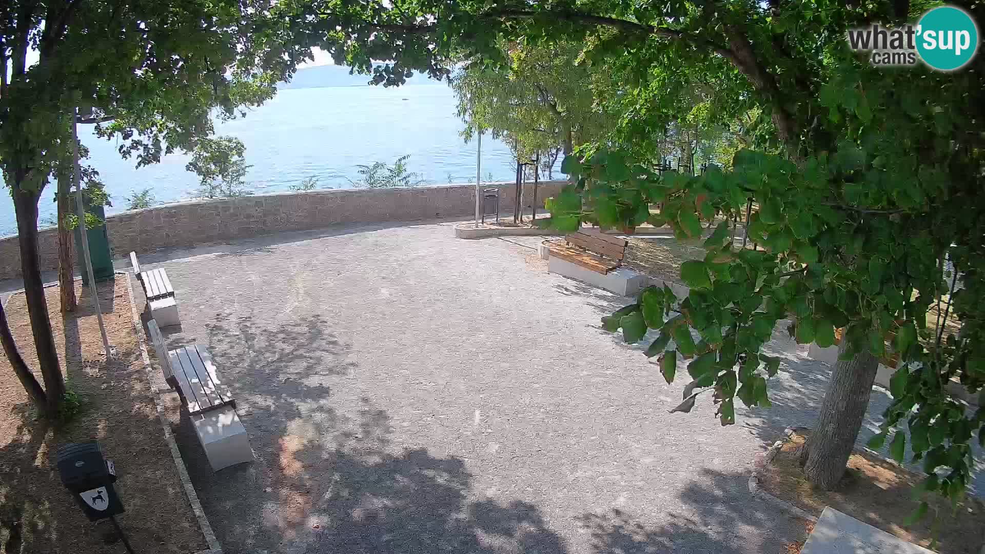 Webcam Senj en direct – Parc des Écrivains et canal du Velebit