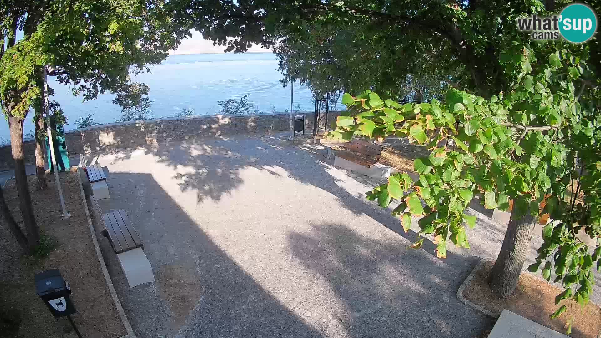 Kamera uživo Senj – Park književnika i Velebitski kanal