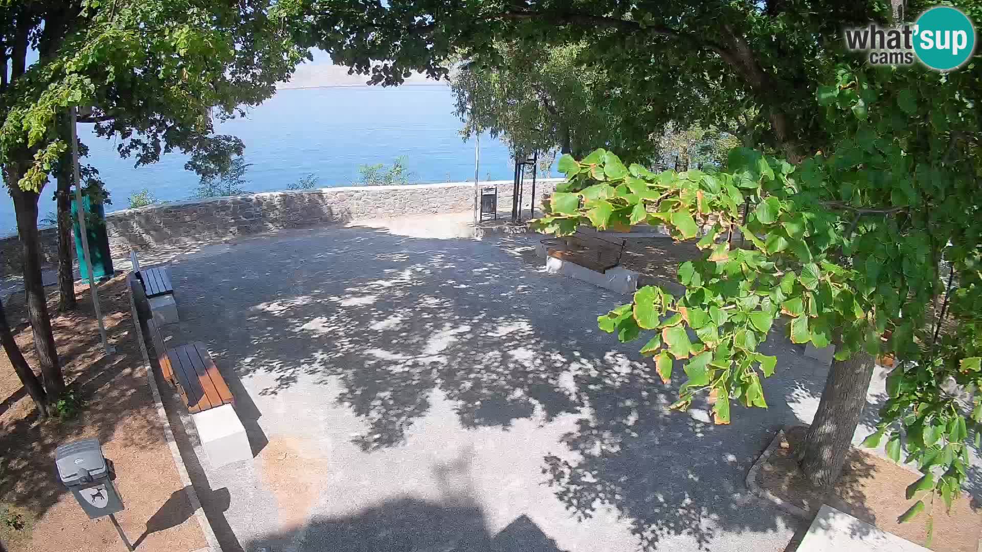 Webcam Senj en direct – Parc des Écrivains et canal du Velebit