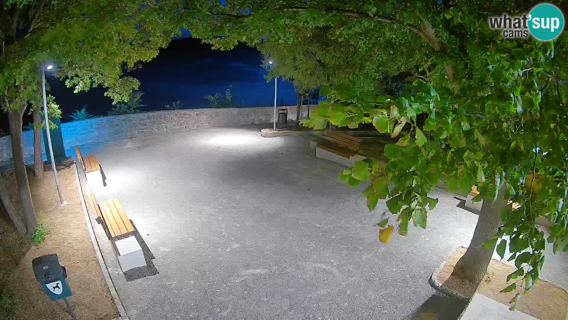 Senj Live Webcam – Schriftstellerpark und Velebit-Kanal