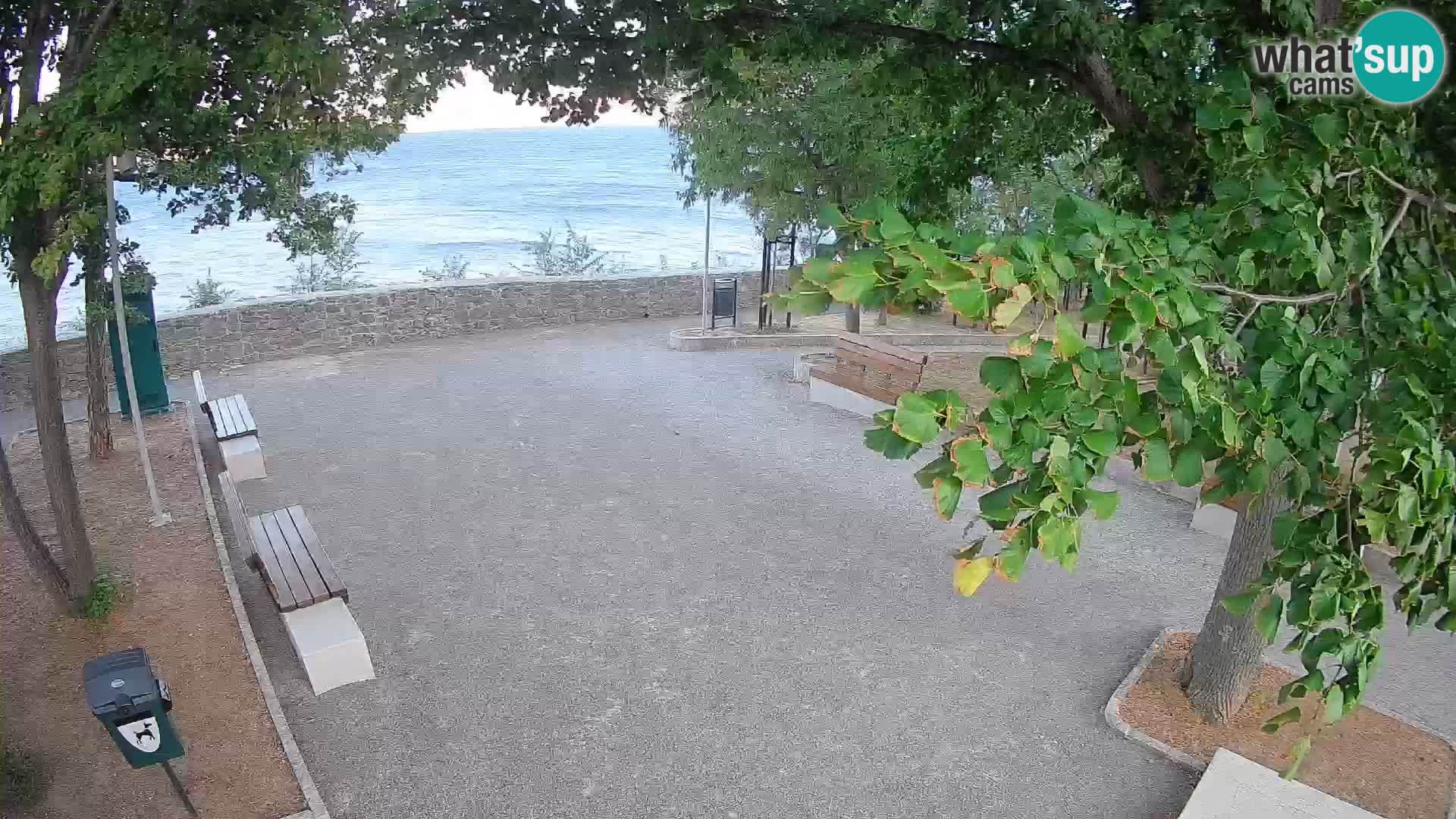 Webcam Senj en direct – Parc des Écrivains et canal du Velebit