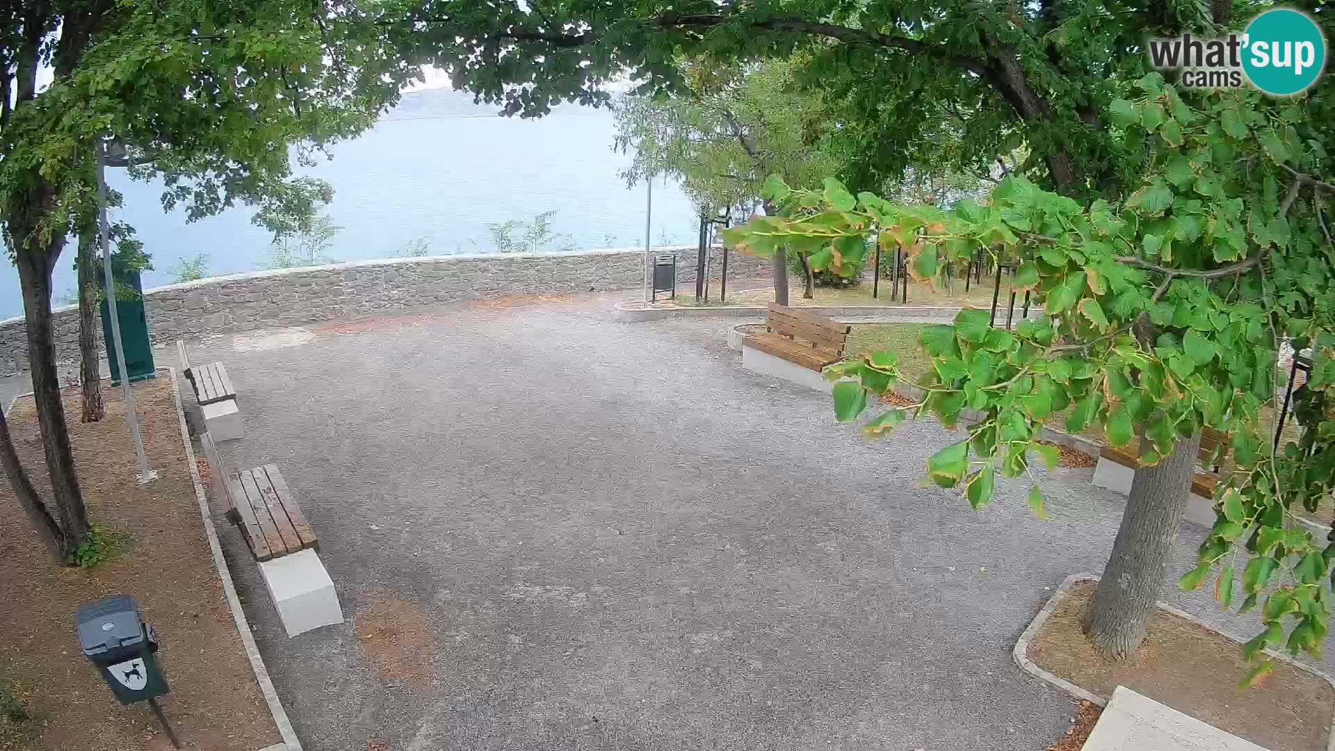 Senj Live Webcam – Schriftstellerpark und Velebit-Kanal