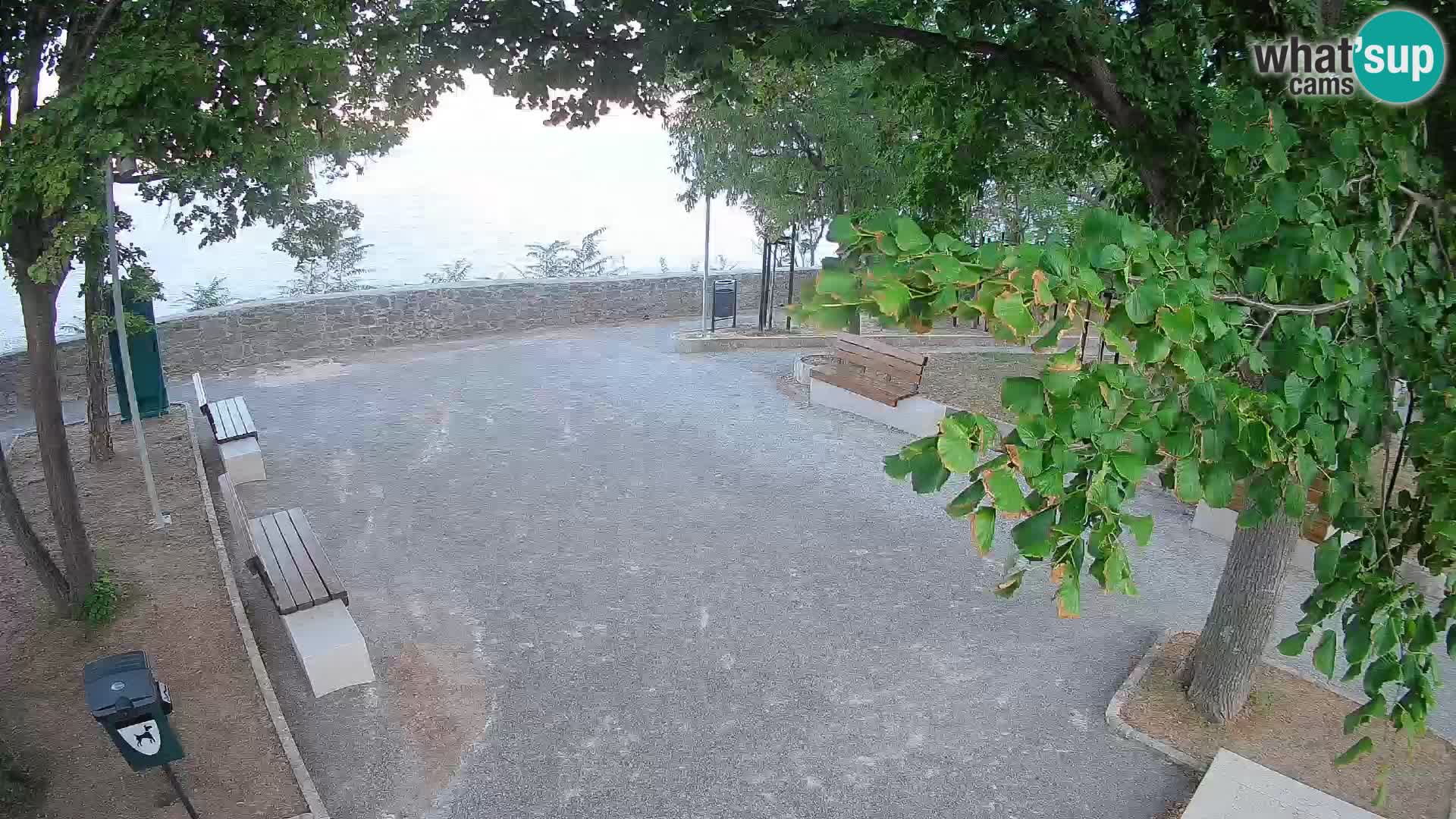 Senj Live Webcam – Schriftstellerpark und Velebit-Kanal